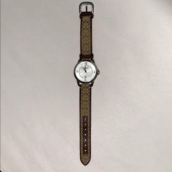 Coach mini signature watch - Picture 2 of 8